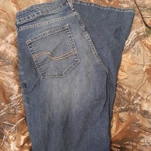 Womens Levis